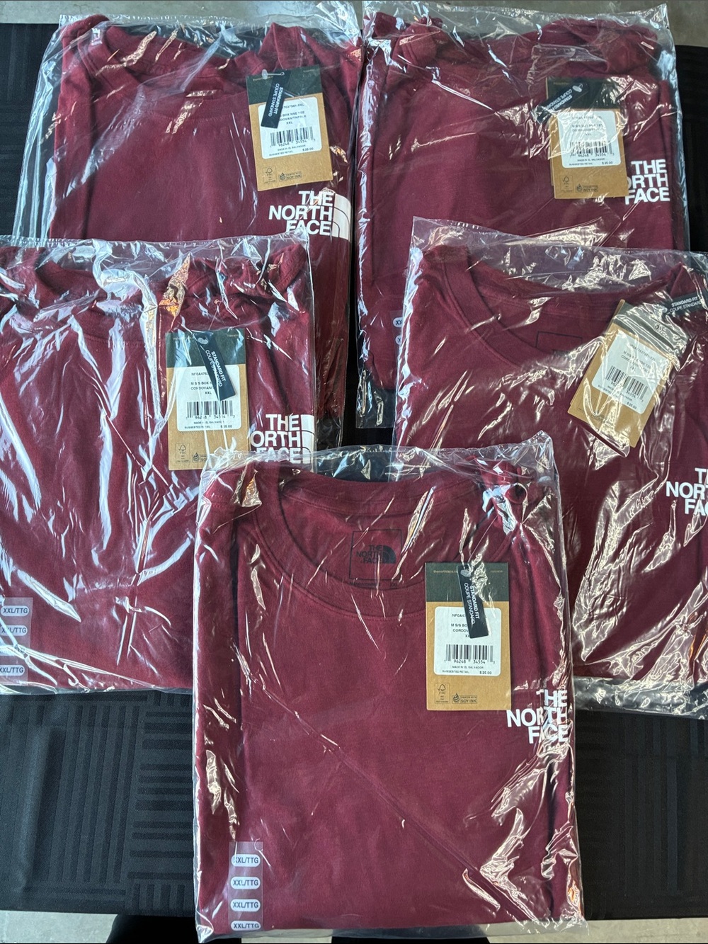 The North Face Burgundy Crewneck T-Shirts with White Logo - 5 Pack XXL men’s